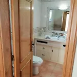 Beautiful Rafaella, Walk Distance To Beaches
