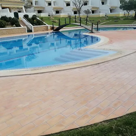 Beautiful Rafaella, Walk Distance To Beaches Holiday home *