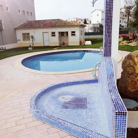 Beautiful Rafaella, Walk Distance To Beaches * Albufeira