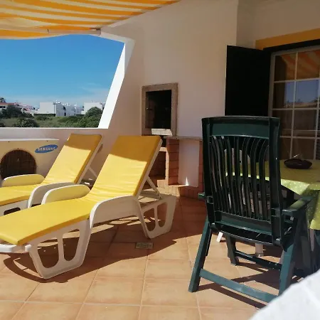 Beautiful Rafaella, Walk Distance To Beaches Semesterbostad *