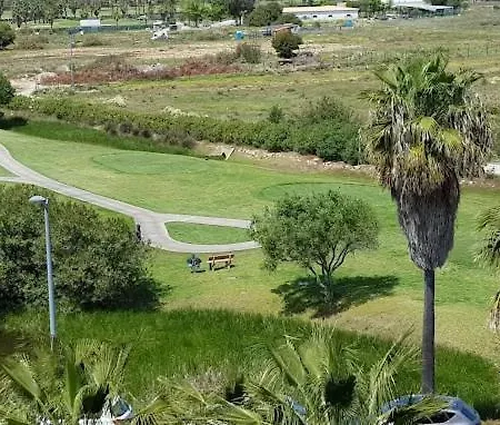 Casa vacanze Beautiful Rafaella, Walk Distance To Beaches