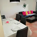 Beautiful Rafaella, Walk Distance To Beaches Hébergement de vacances Albufeira