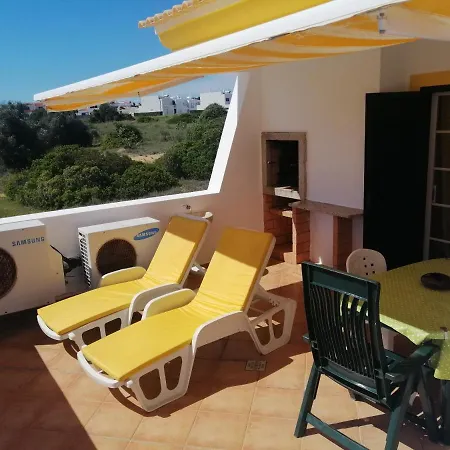 Beautiful Rafaella, Walk Distance To Beaches Ferienhaus *